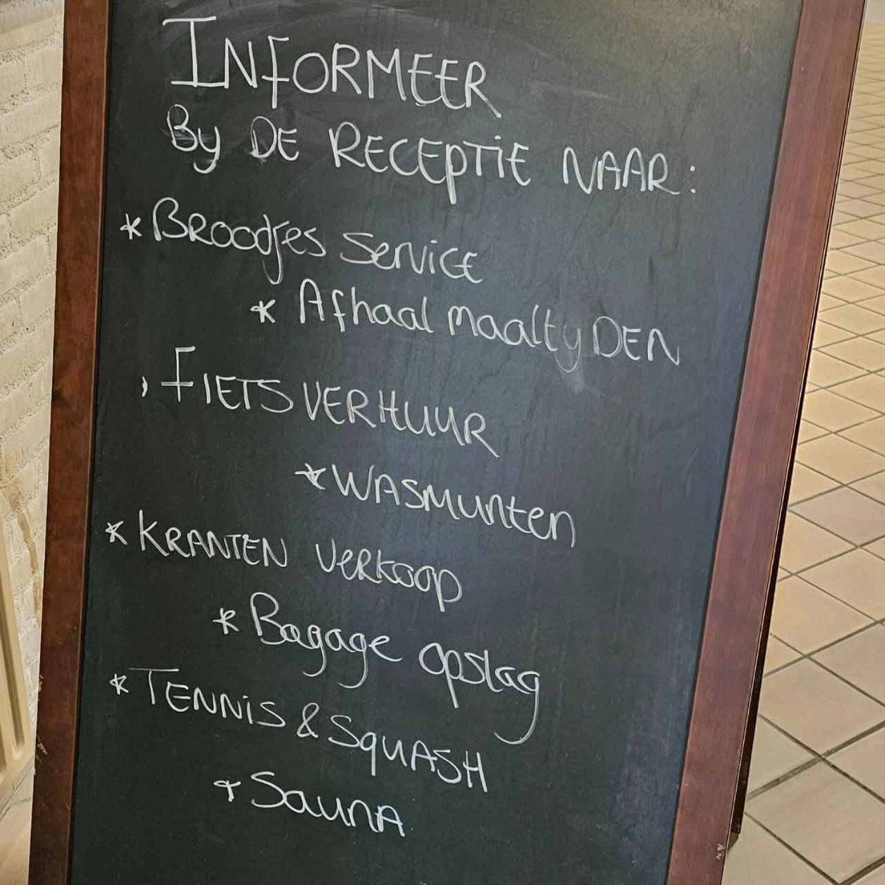 Prins Prachtig Amelander Kaap 97 Hollum  Esterno foto